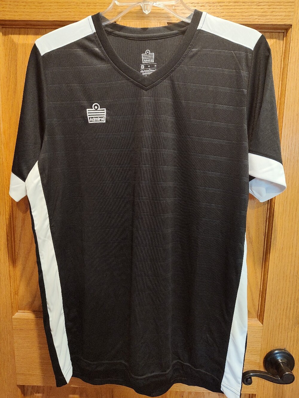 Unisex Admiral Derby Jersey,M, Vapor Draw, Horizontal Embossed Front, V-neck